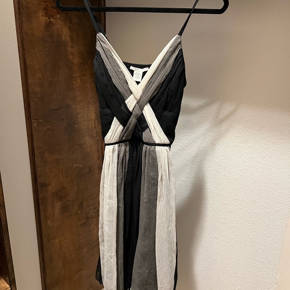 Hot Kiss Black and Gray Sleeveless Midi Dress